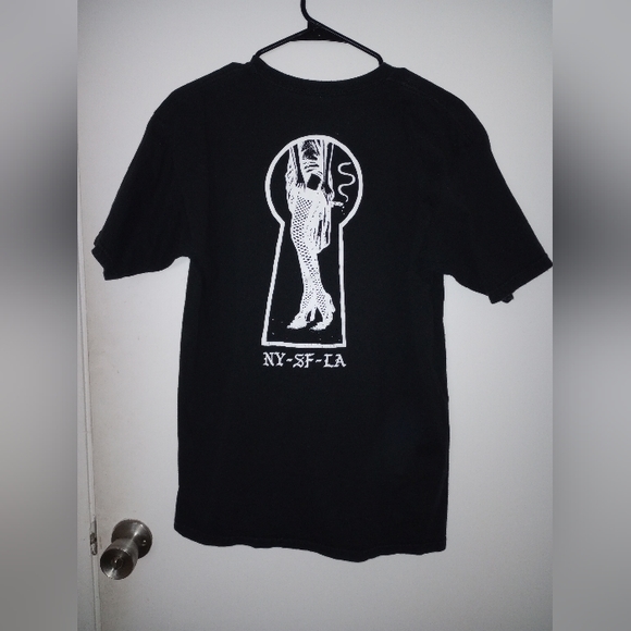 HUF Other - HUF Keyhole Graphic Tee Size Medium